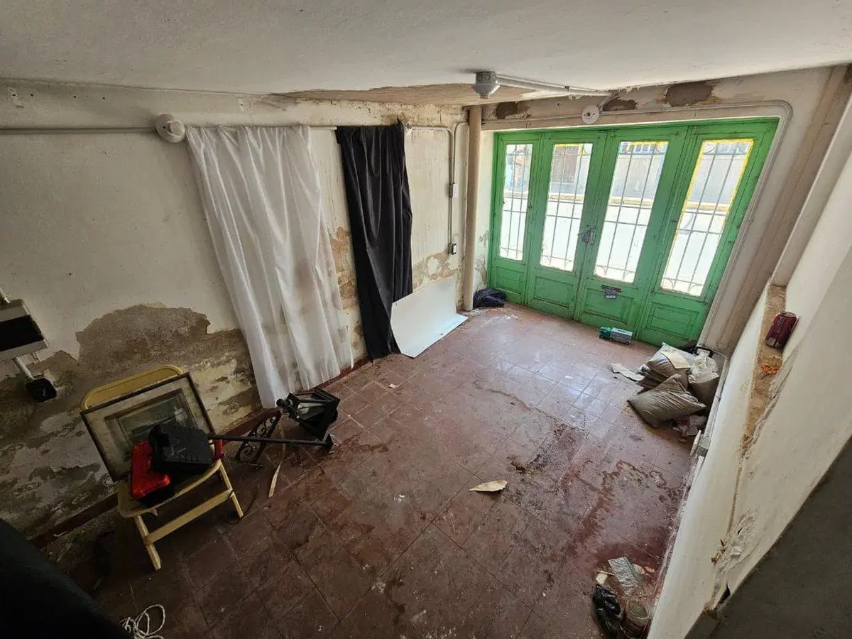 CASONA USO COMERCIAL O APTO DESARROLLO ALBERDI 5