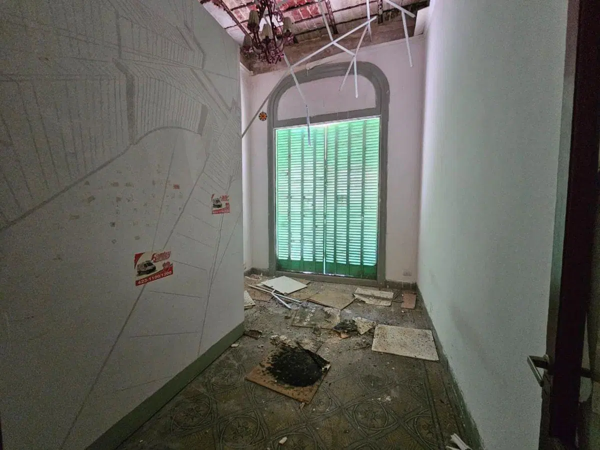CASONA USO COMERCIAL O APTO DESARROLLO ALBERDI 4