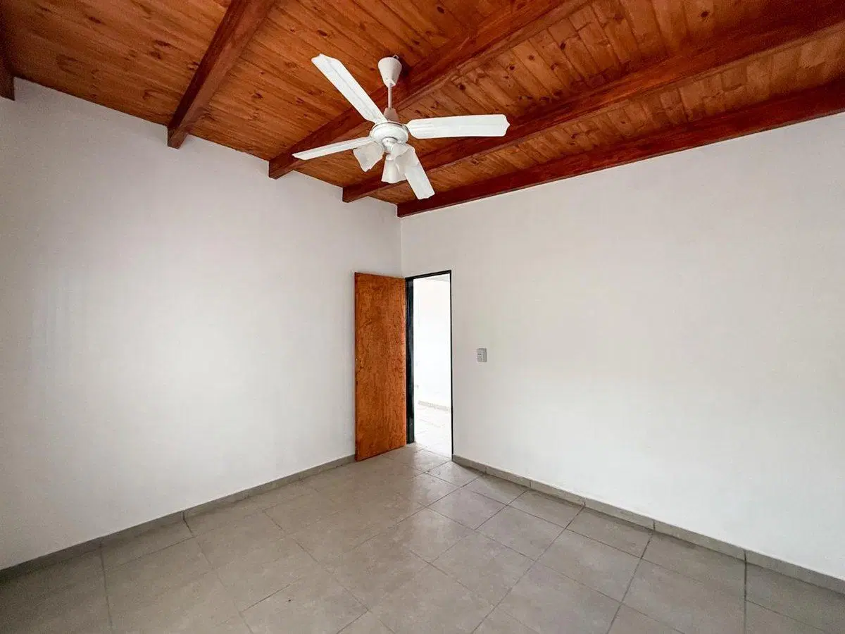 VENTA CASA 2 DORM. PILETA EN  COMUNA SAN ROQUE 5