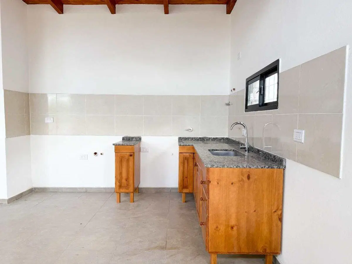 VENTA CASA 2 DORM. PILETA EN  COMUNA SAN ROQUE 8