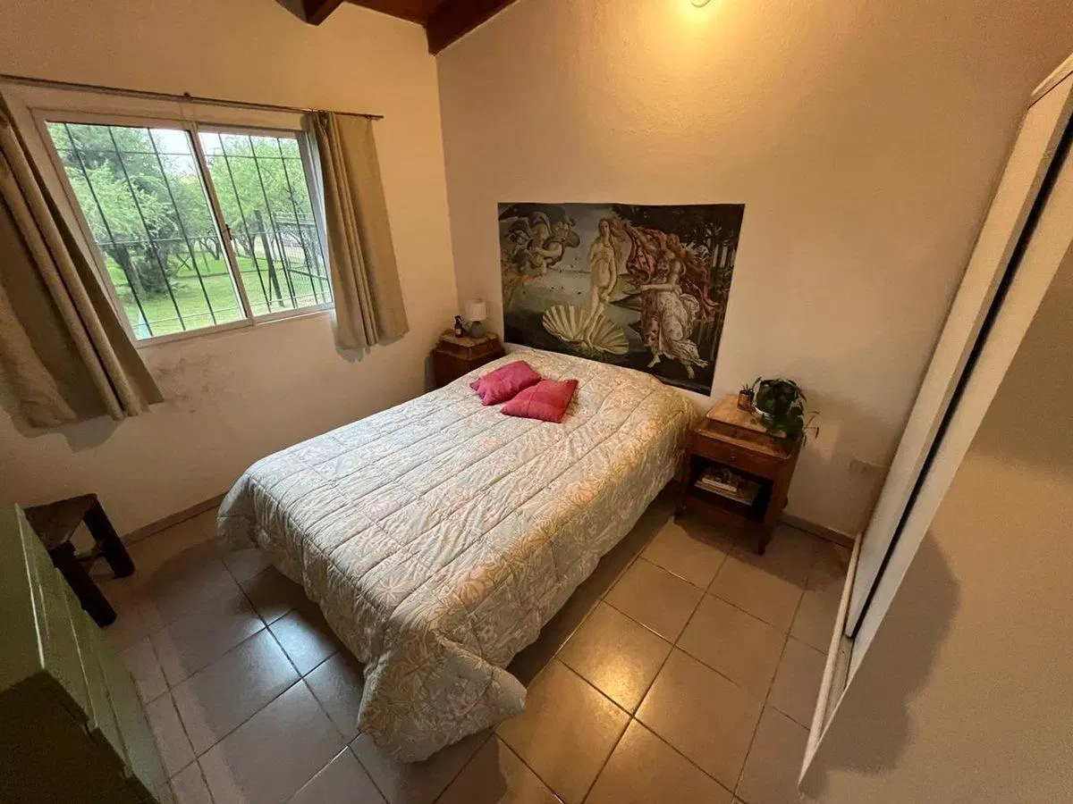SE VENDE CASA DOS DORMITORIOS EN HOUSING UNQUILLO 3