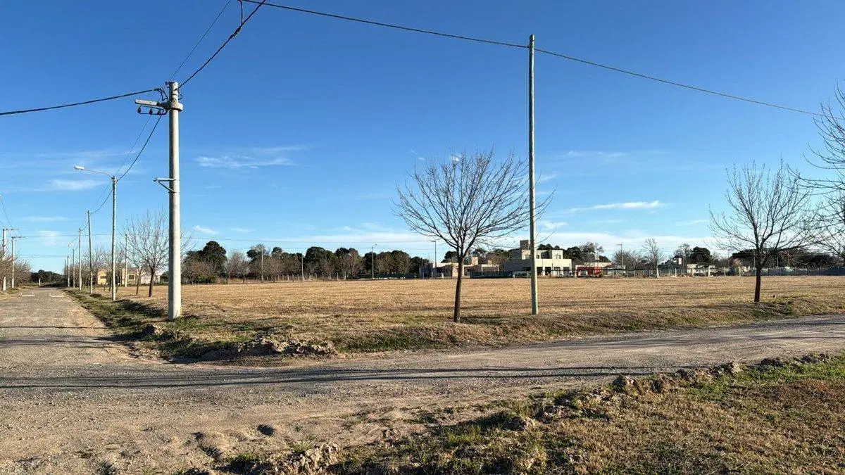 LOTE APTO DIVISION PARA DOS UNIDADES TERRANOSTRA 1 3