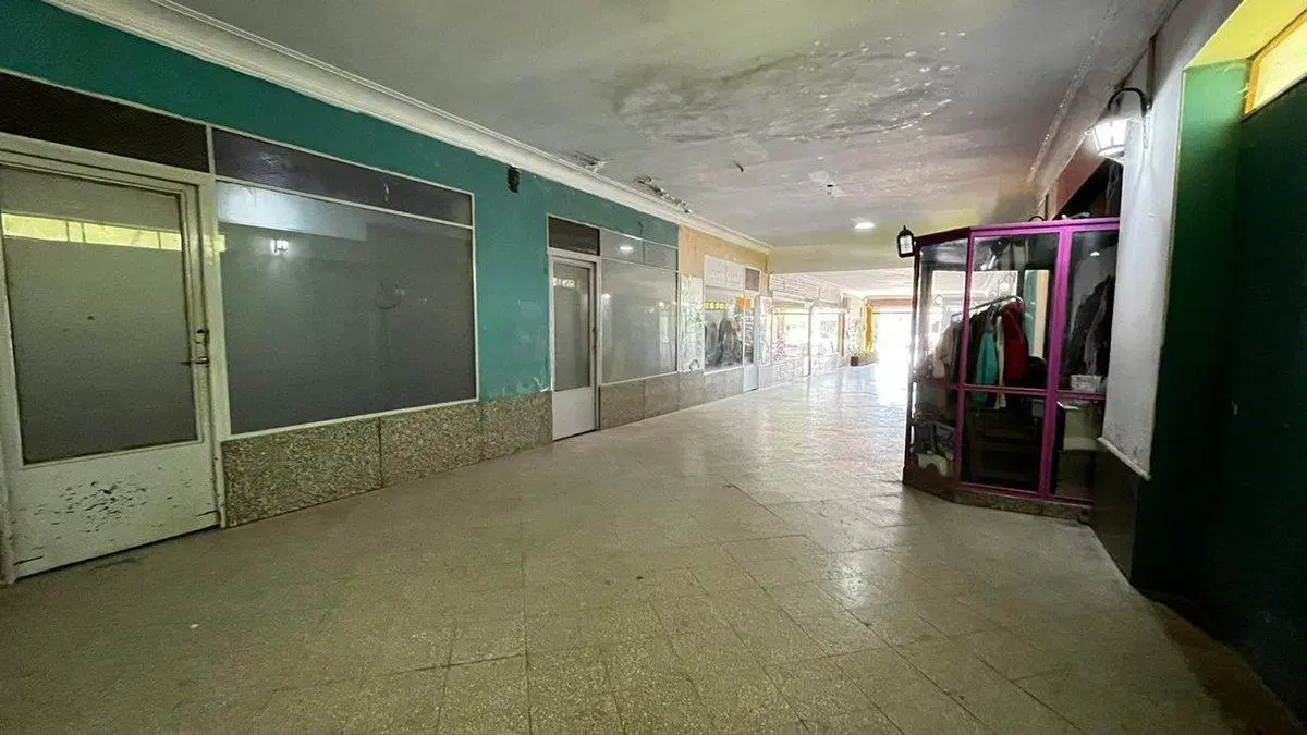 VENTA DE GALERIA COMERCIAL COSQUIN CENTRO 3