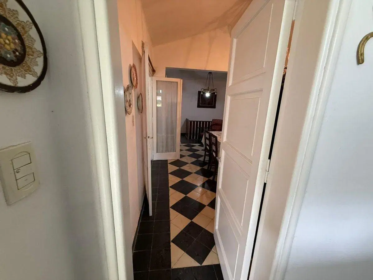 VENTA HERMOSA CASA VALLE HERMOSO 2 DORM. MAS DEPTO 4