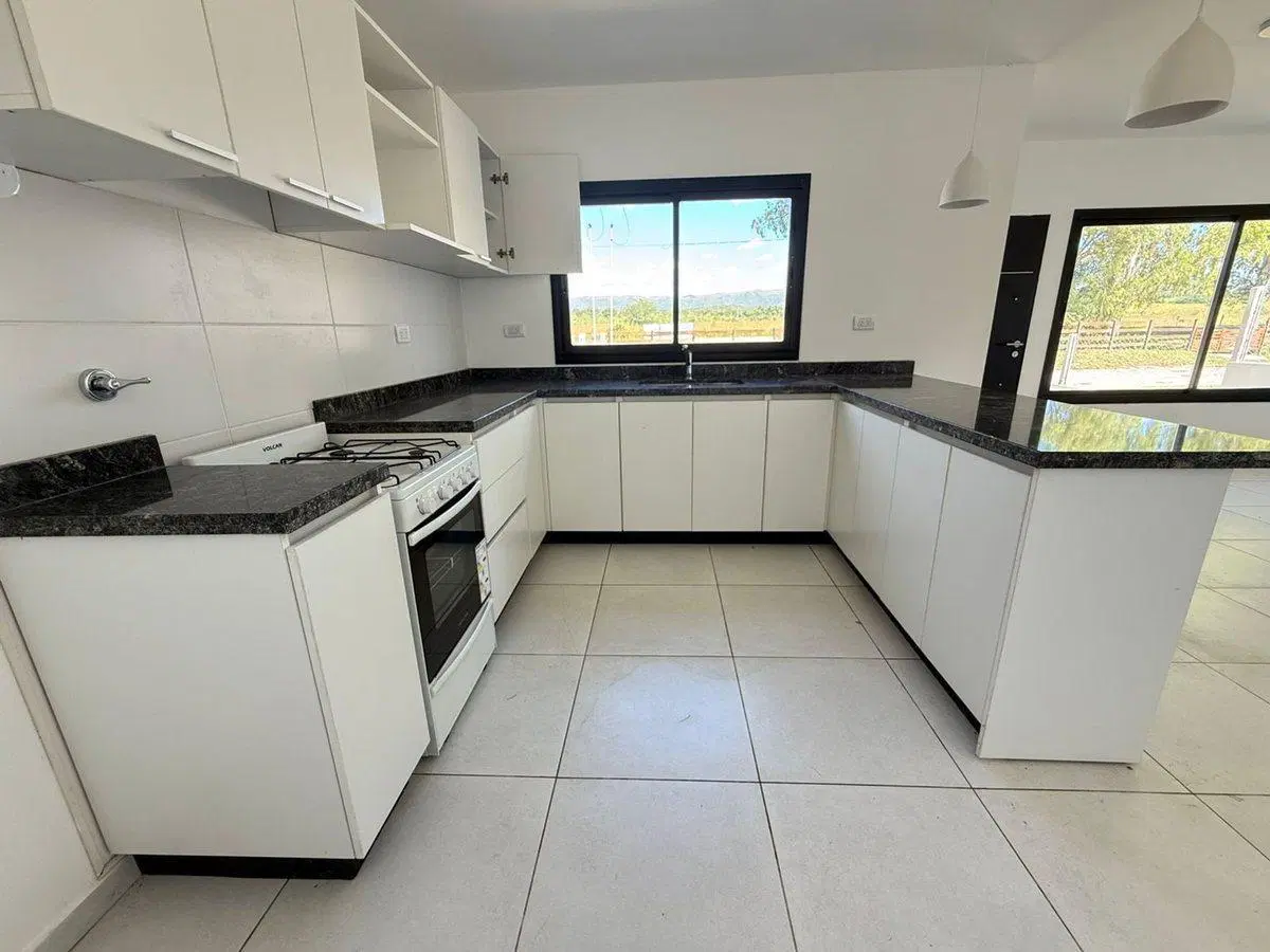 VENTA CASA 2 DORMITORIOS ALTA GRACIA APTA CRÉDITO 4