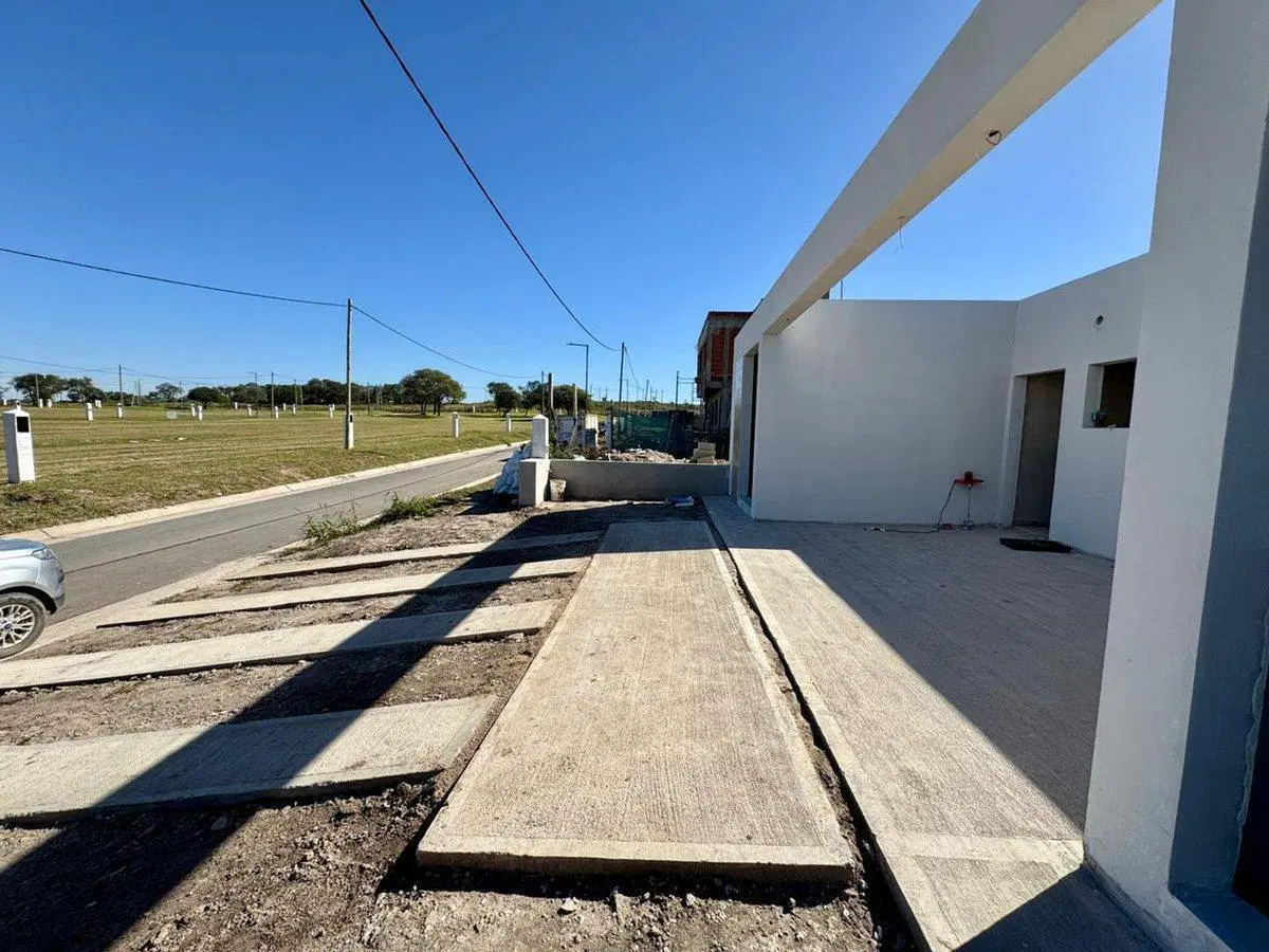 VENTA DUPLEX PB EN DOCTA CENTRAL/ENTREGA Y CUOTAS 3