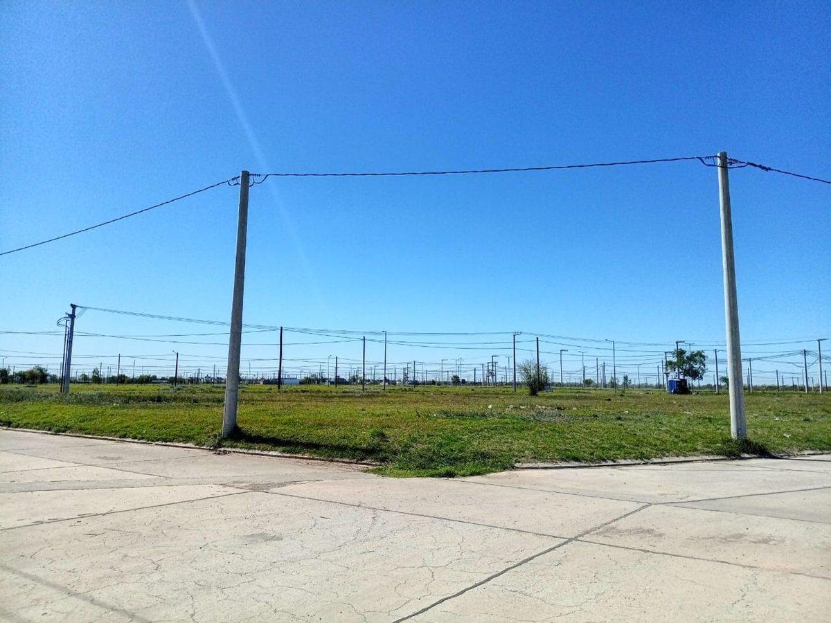 SE VENDE LOTE EN BARRIO NORTE 2 APTO DUPLEX 361 M2
