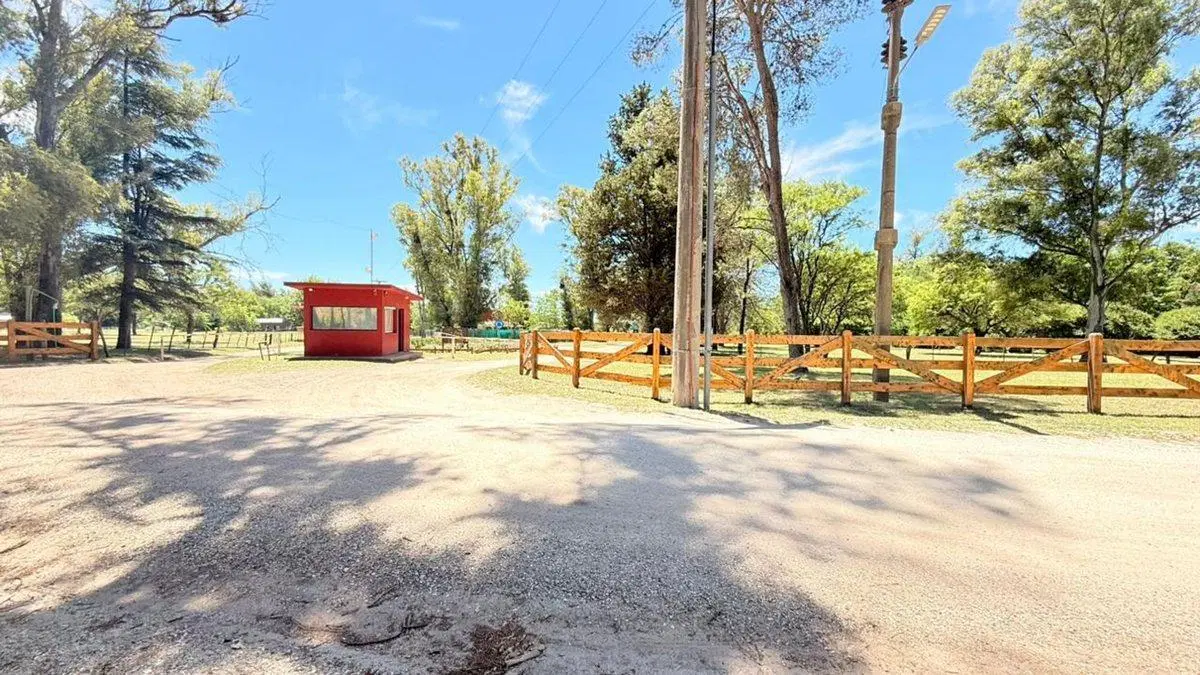 VENTA TERRENO EN BARRIO PUNTO CLARO LOS REARTES 3