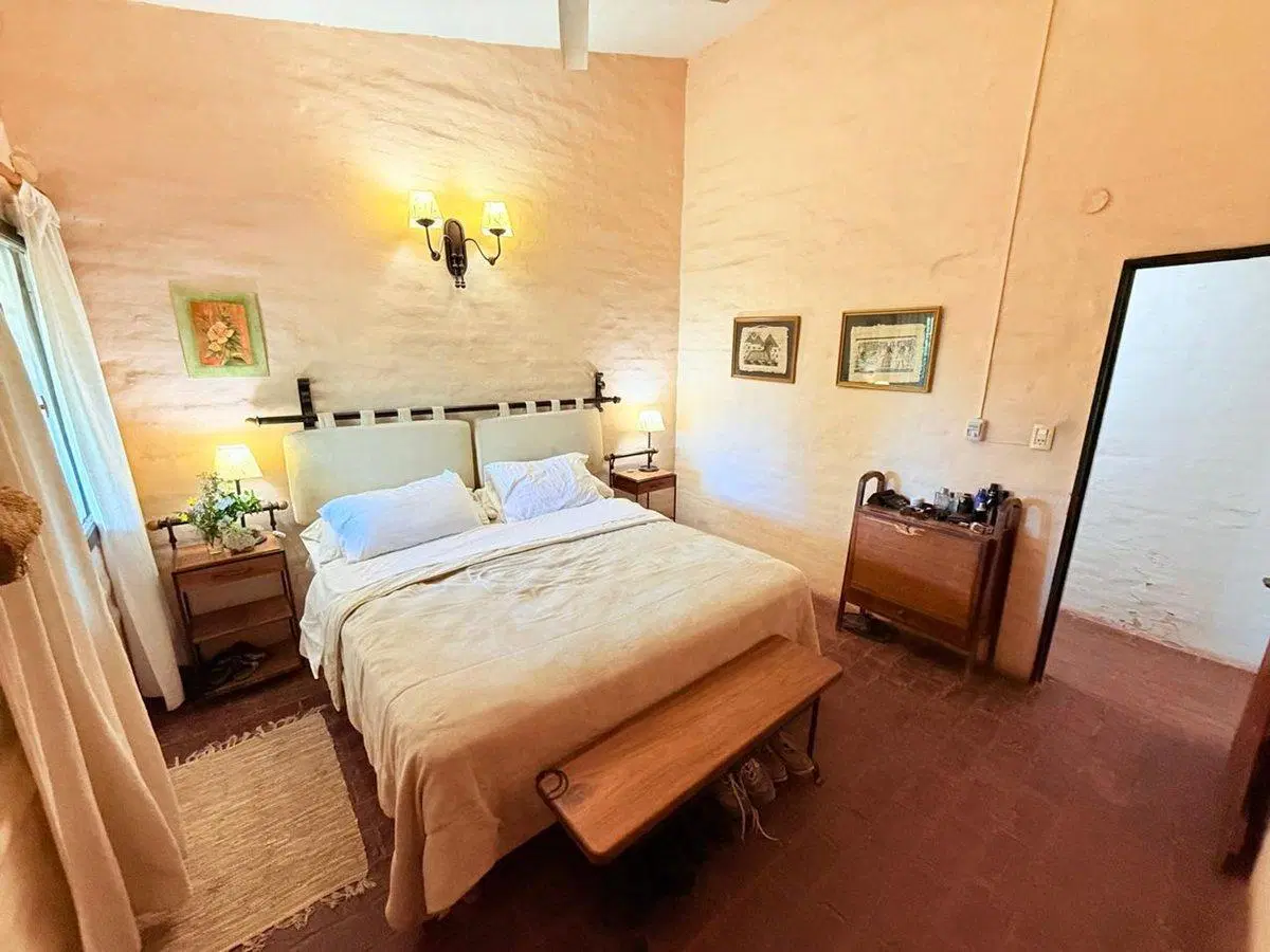 VENTA CASA 2 DORMITORIOS Y PILETA. ANISACATE 4