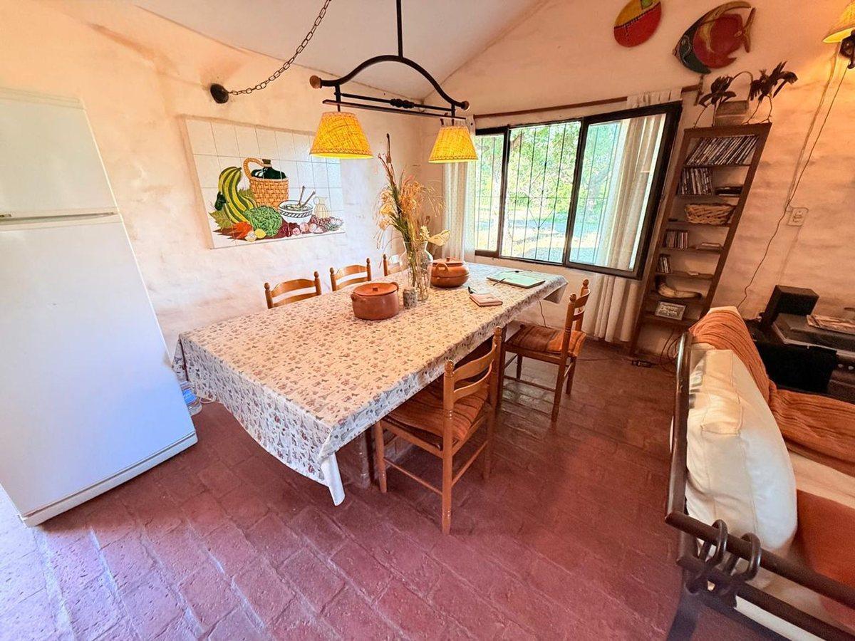 Foto de VENTA CASA 2 DORMITORIOS Y PILETA. ANISACATE, imagen 2