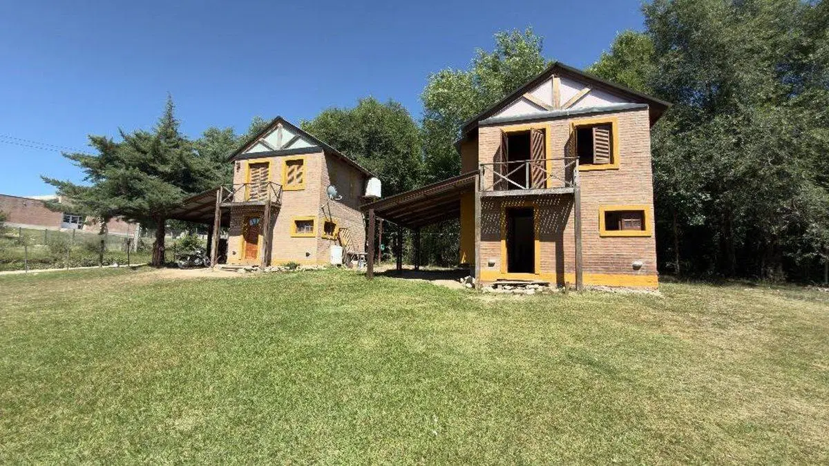 VENTA DOS CABAÑAS CON PILETA POTRERO DE GARAY 3