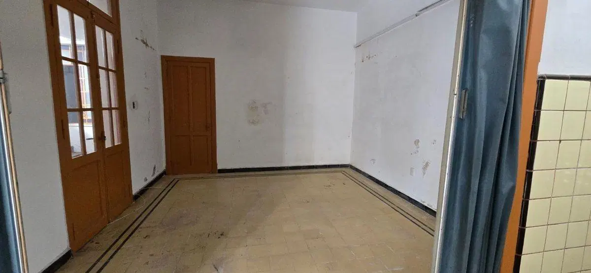VENTA GRAN CASONA ZONA COMERCIAL B° GENERAL BUSTOS 5