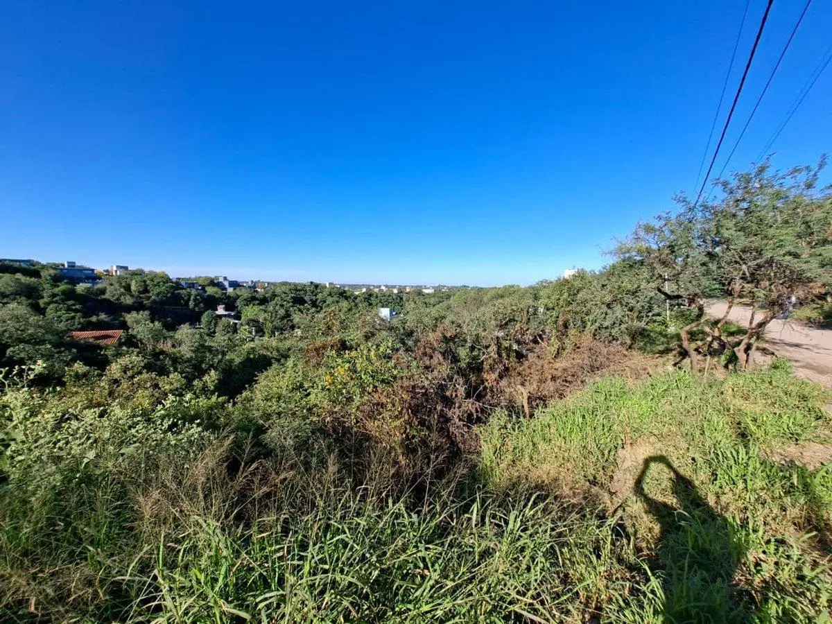 VENTA LOTE 1053M2 VALLE DEL SOL MENDIOLAZA 2