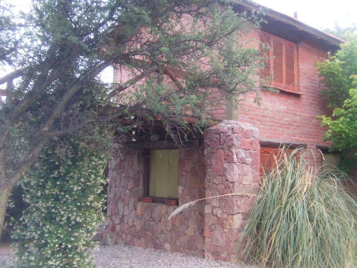 CASA EN VENTA MAS CABAÑA EN NONO 4