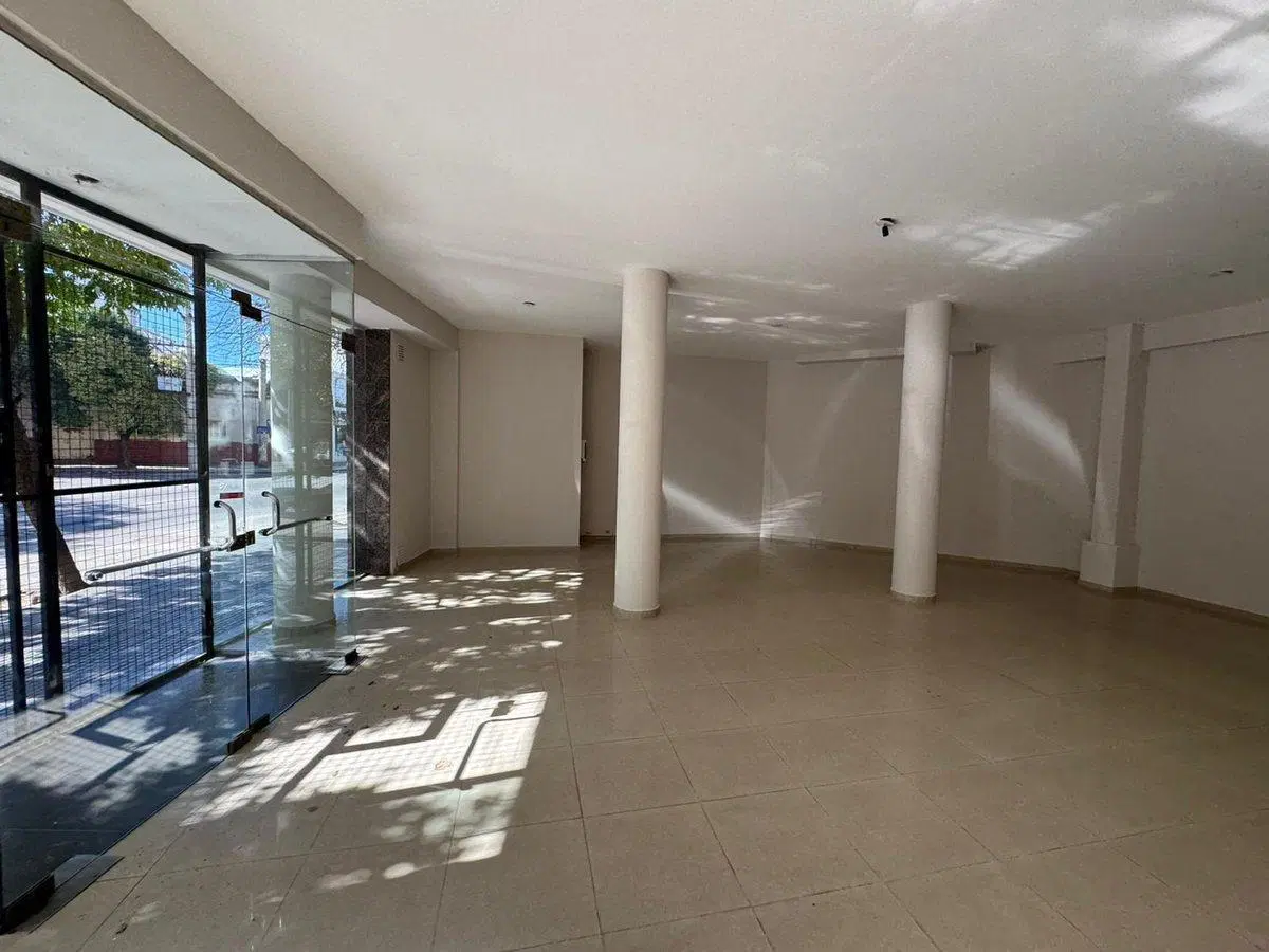 VENTA LOCAL COMERCIAL 120 M2. B° ALTA CORDOBA 4