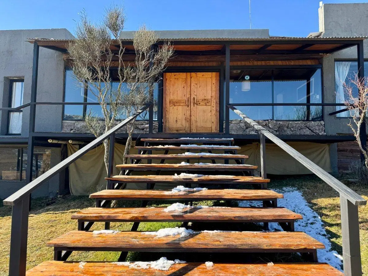 Se vende Hotel Boutique con Spa en Cumbrecita 4