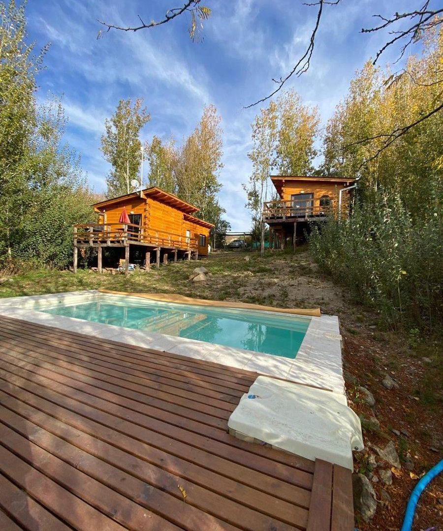 VENTA COMPLEJO DE 2 CABAÑAS EN YACANTO/CALAMUCHITA