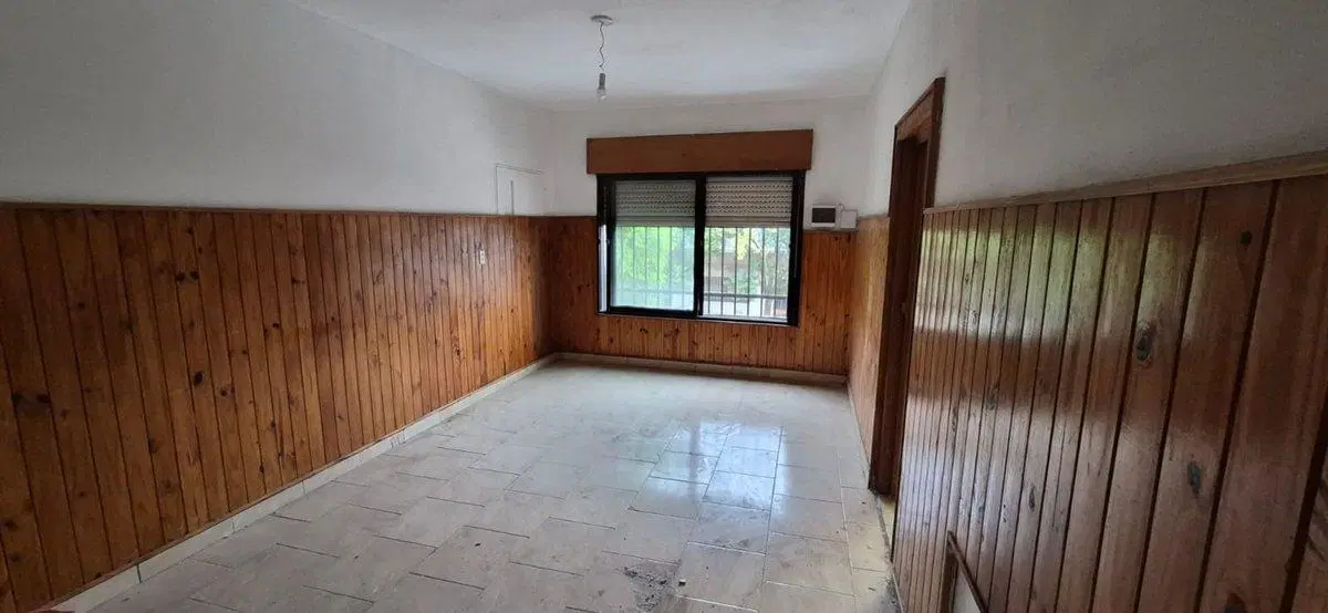 VENTA 2 CASAS DE 3 DORMITORIOS Y PATIO EN B YAPEYU 4