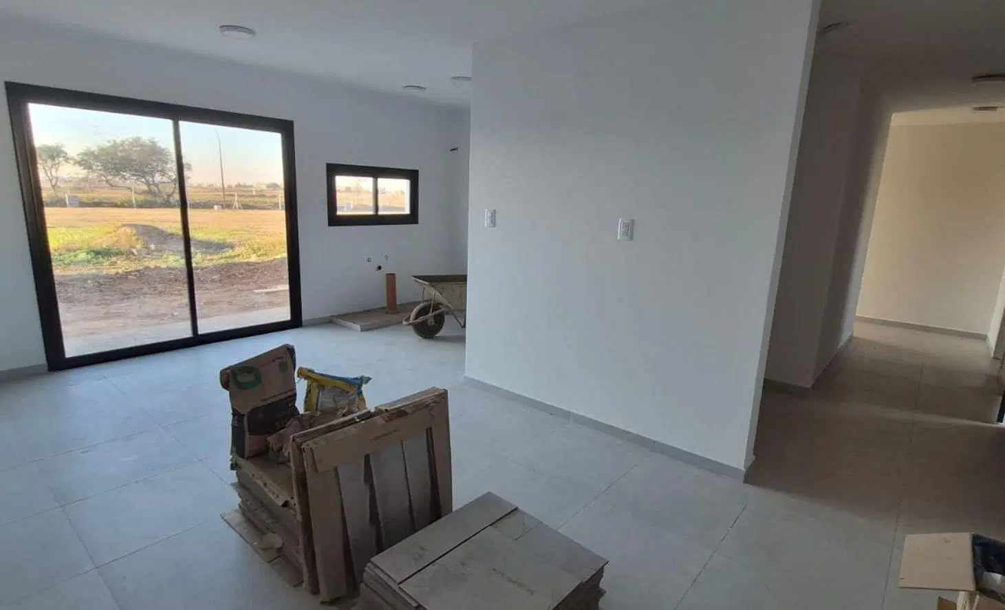 CASA 2 DORMITORIOS Y PILETA EN CAMPOS MANANTIALES 2
