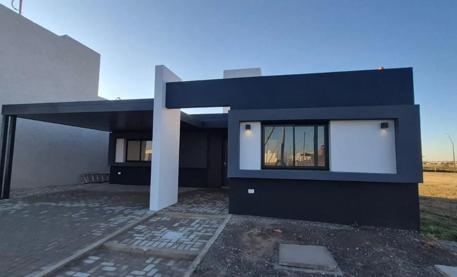 CASA 2 DORMITORIOS Y PILETA EN CAMPOS MANANTIALES 3