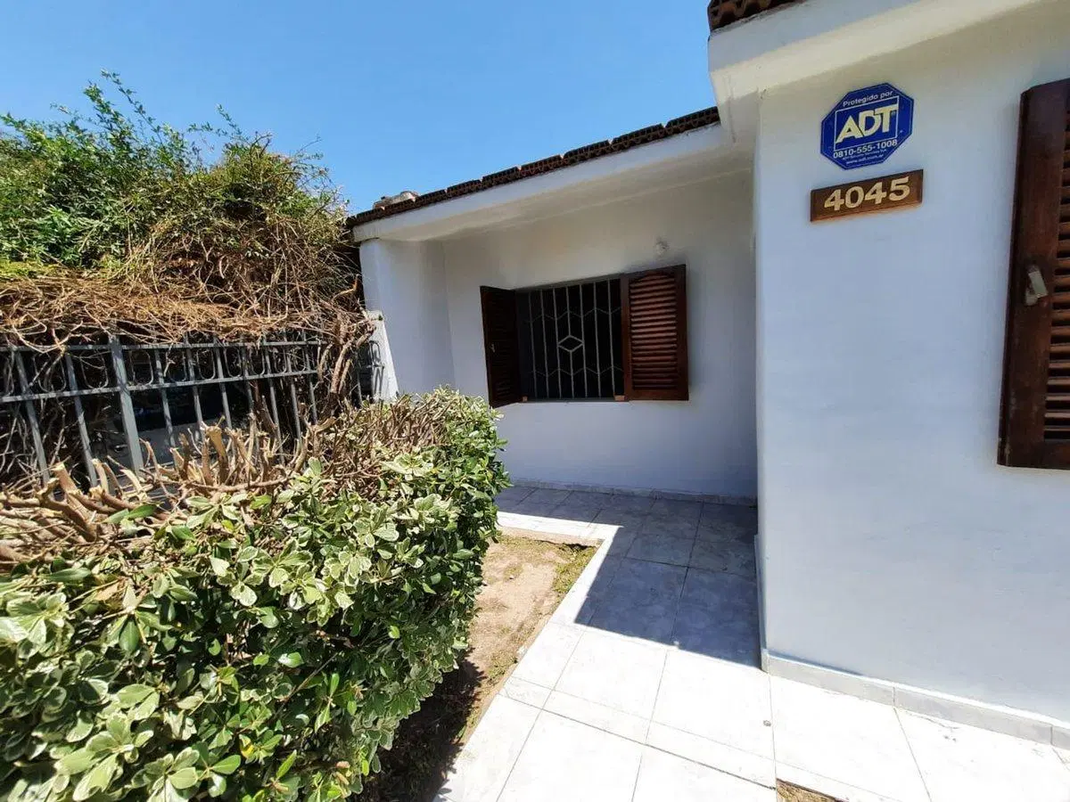 CASA 3 DORMITORIOS CON COCHERA, MARQUES SOBREMONTE 5