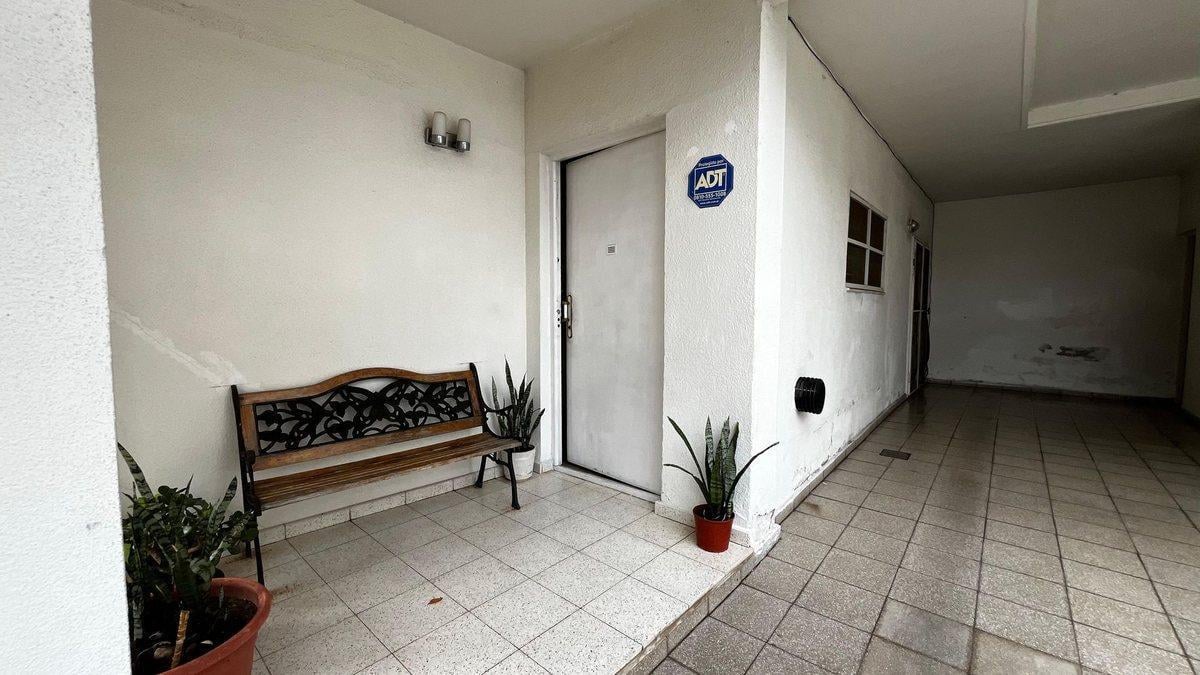 VENTA CASA 4 DORMITORIOS 3 BAÑOS BARRIO CRISOL SUR