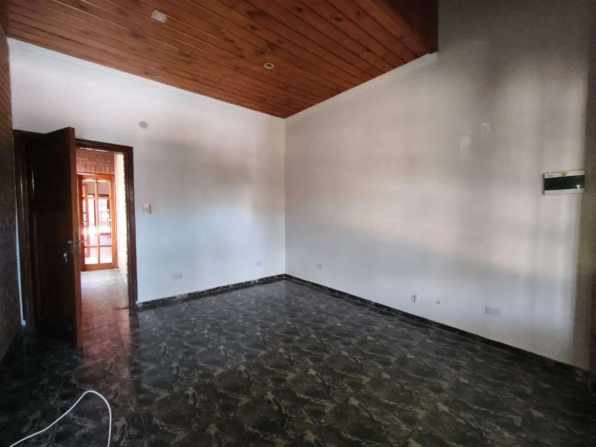 VENTA CASA VILLA CABRERA TRES HABITACION COCHERA 3