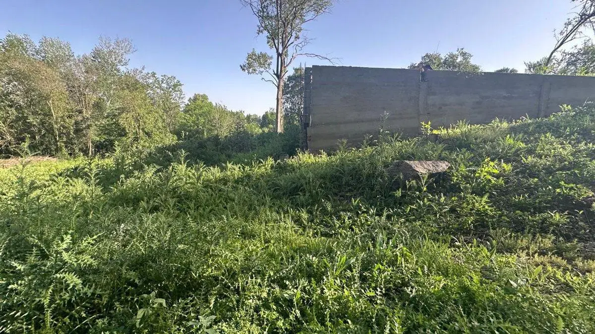 VENTA  LOTE SOBRE RUTA E53 EN LA GRANJA 1265 MT 4