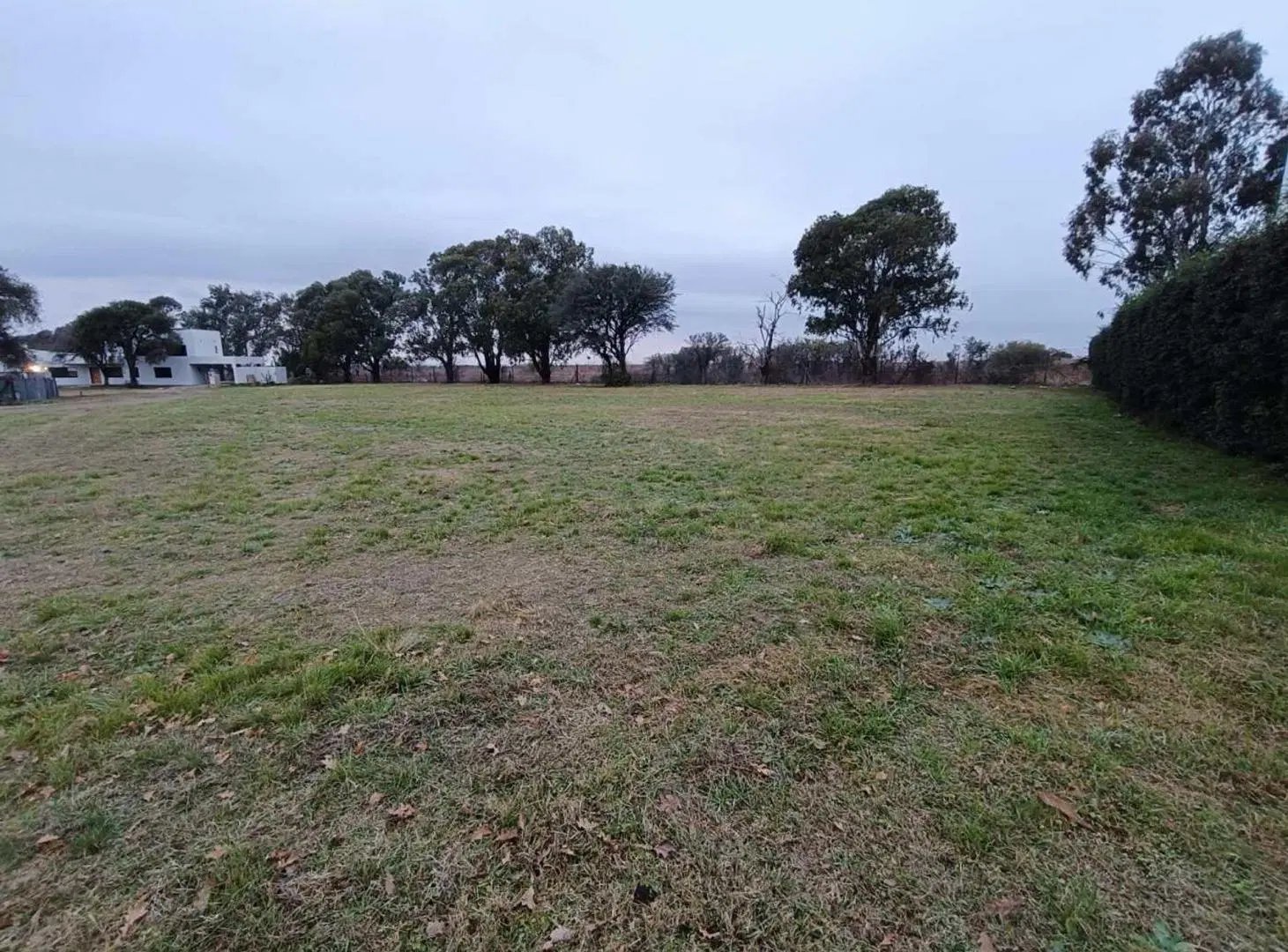 VENTA DE LOTE UBICADO EN VALLE DEL GOLF 4