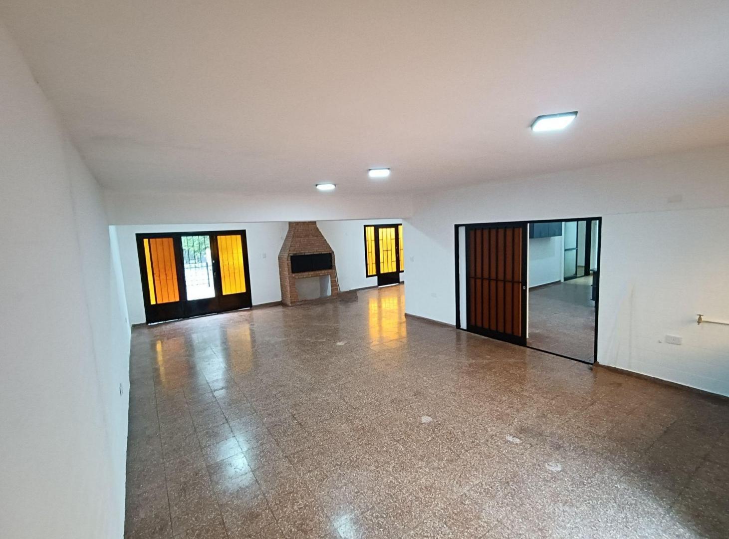 VENTA CASA 3 DORMITORIOS MARQUES DE SOBREMONTE