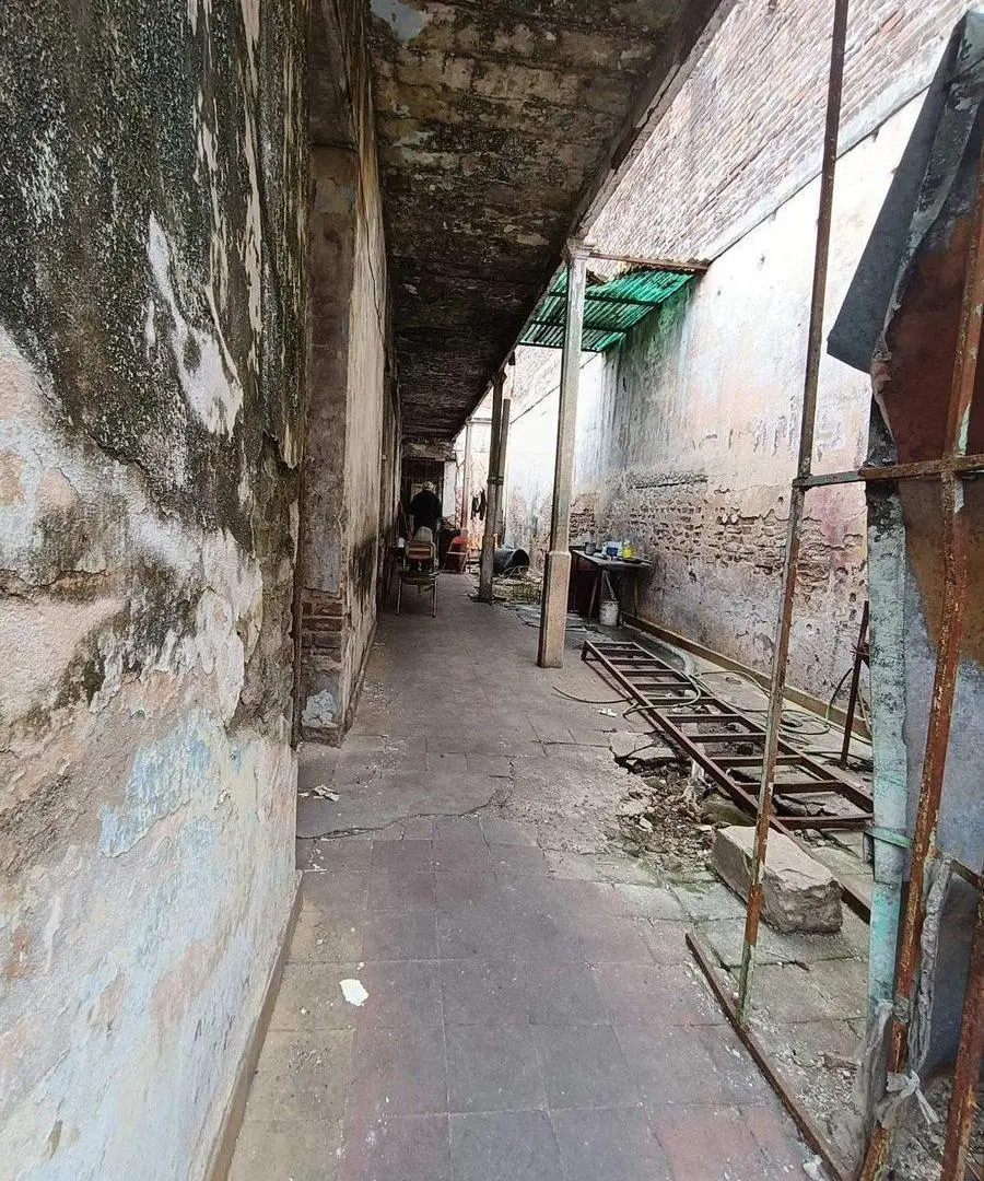 LOTE DE TERRENO CON CASA A DEMOLER B° SAN VICENTE 8