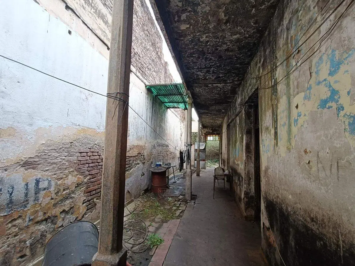 LOTE DE TERRENO CON CASA A DEMOLER B° SAN VICENTE 5