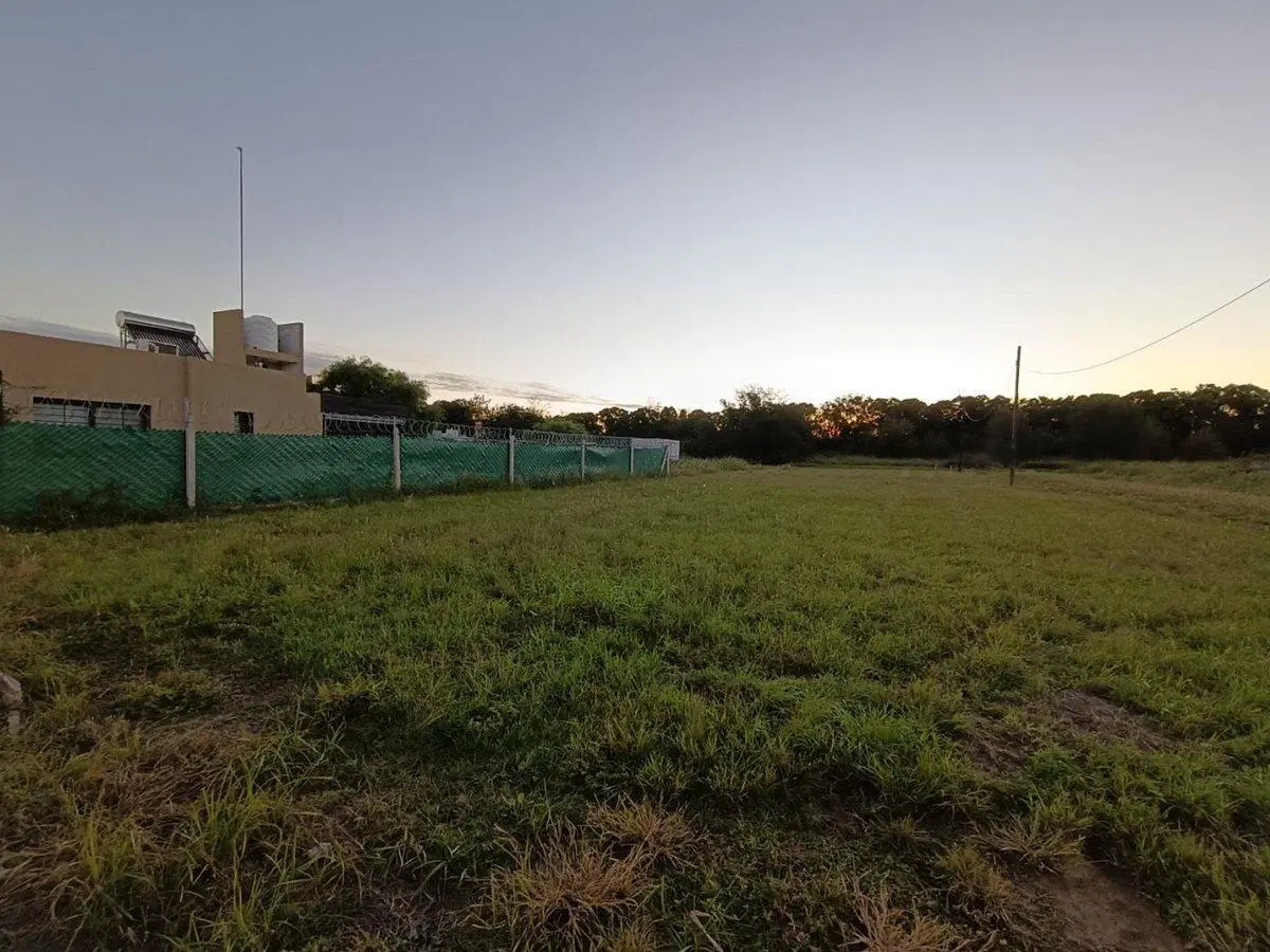 Venta Terreno 500 M2 en Villa Esquiu zona norte 3