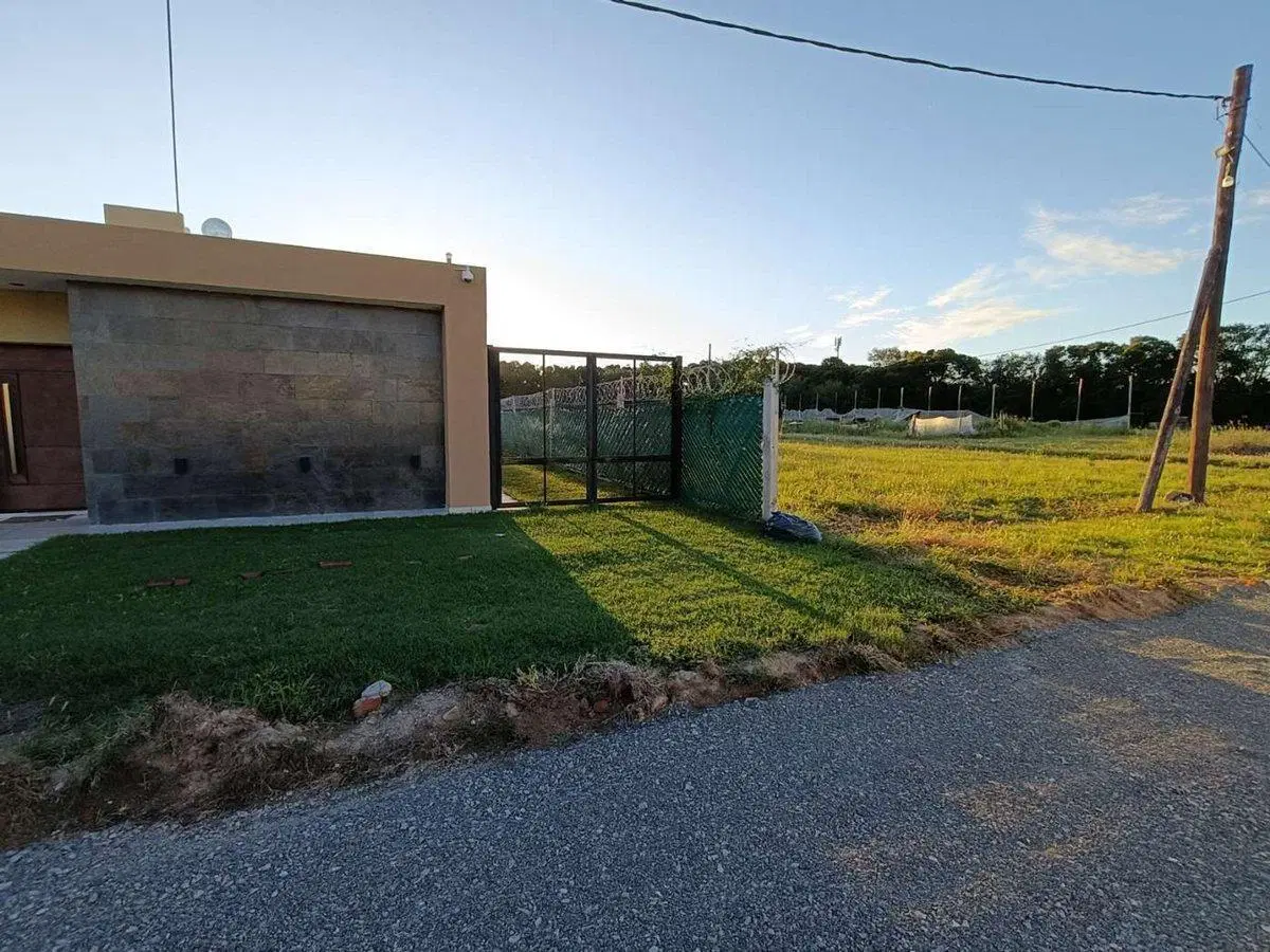 Venta Terreno 500 M2 en Villa Esquiu zona norte 5