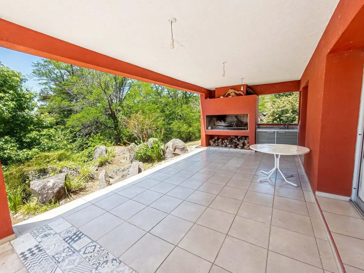 CASA EN TERRENO DE 24 HECTAREAS - SAN CLEMENTE 5