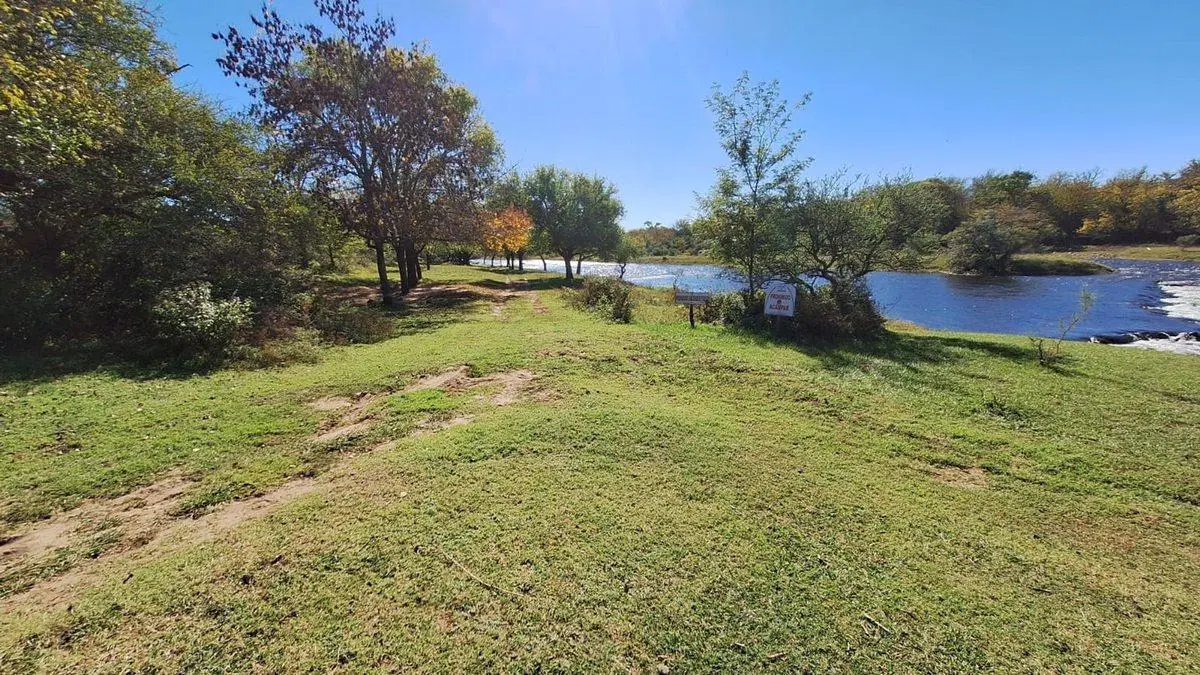 LOS MOLINOS - VENTA HERMOSO LOTE CON VISTA 4