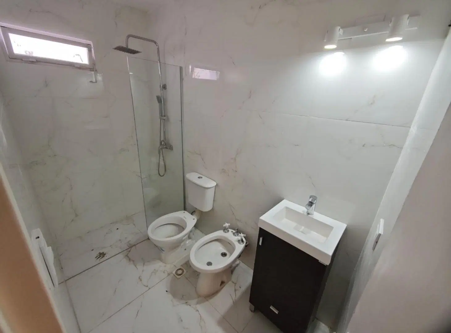DEPARTAMENTO 1 DORM ALBERDI/CENTRO RESTAURADO 3