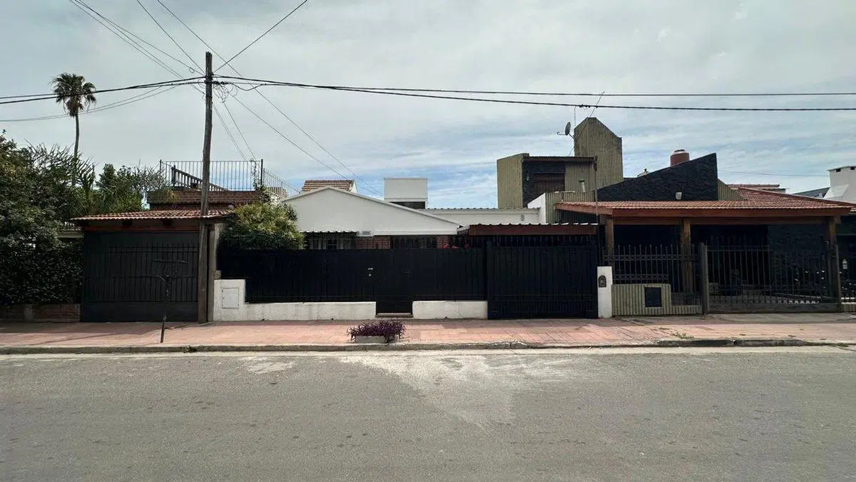 VENTA CASA 2 DORM CRISOL SUD - QUINCHO Y  PATIO 2