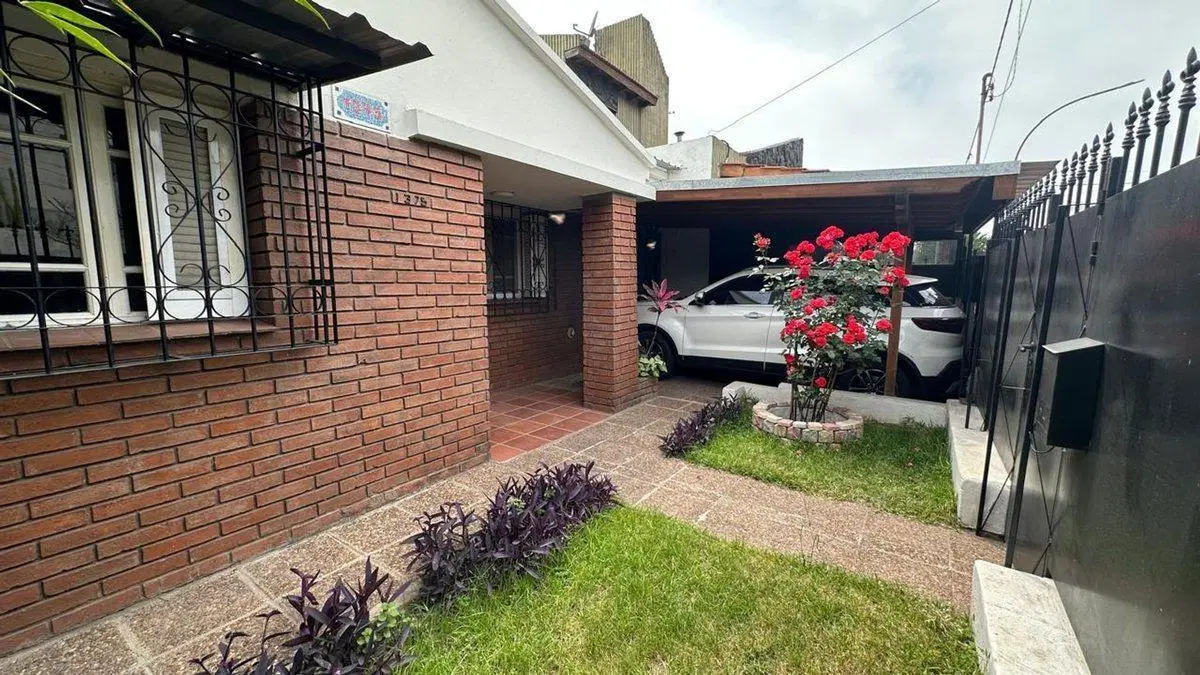 VENTA CASA 2 DORM CRISOL SUD - QUINCHO Y  PATIO 4