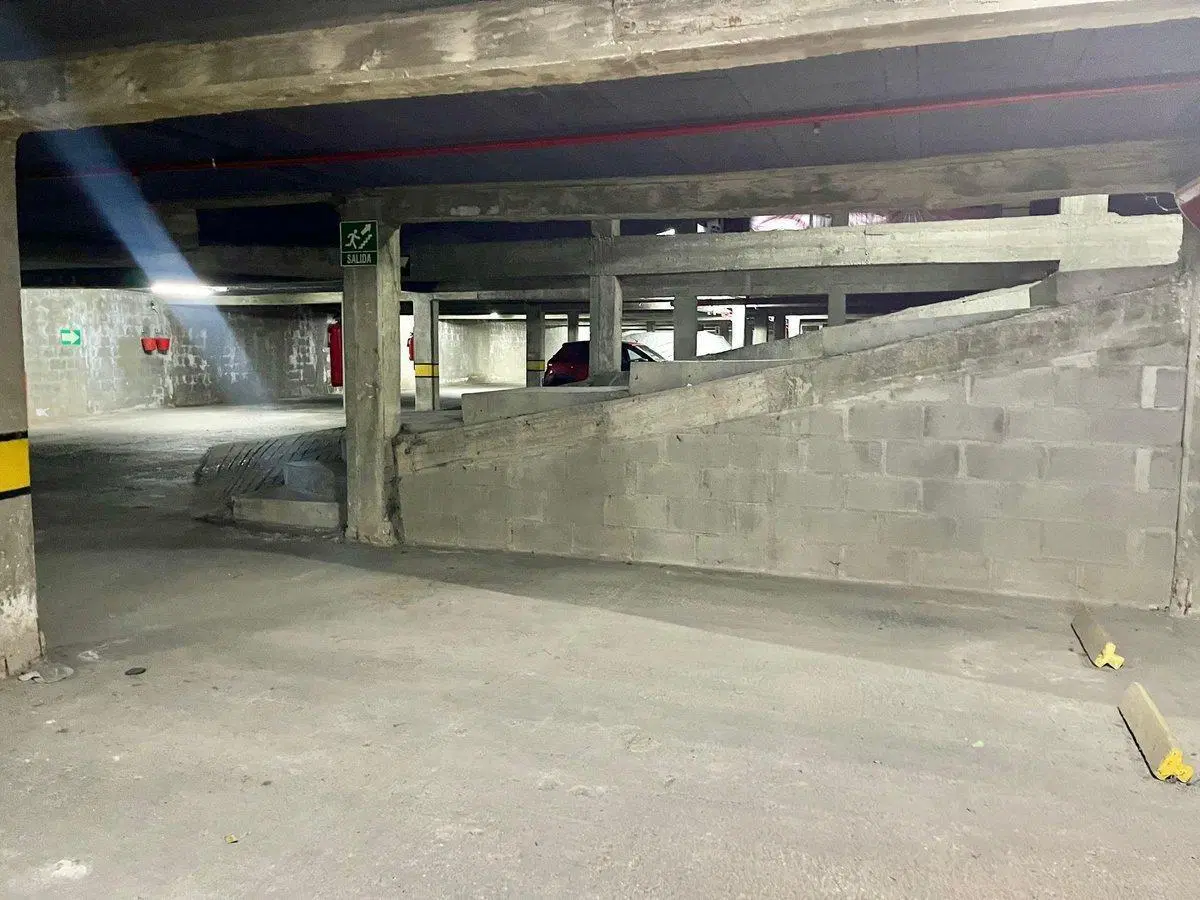 VENTA DE COCHERA EN ZONA NORTE 3
