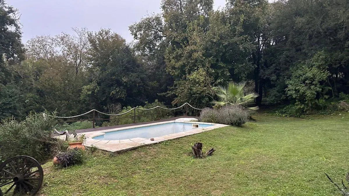 EN VENTA VIILA LOS ALTOS TERRENO CON PILETA 4