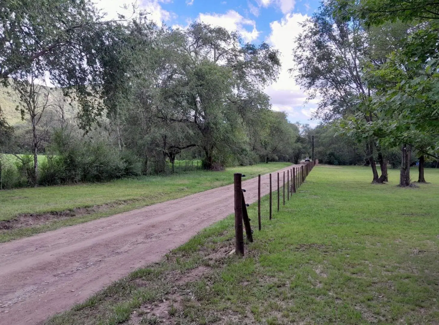 VENDE TERRENO 1900 METROS EN VILLA GRAL BELGRANO 3