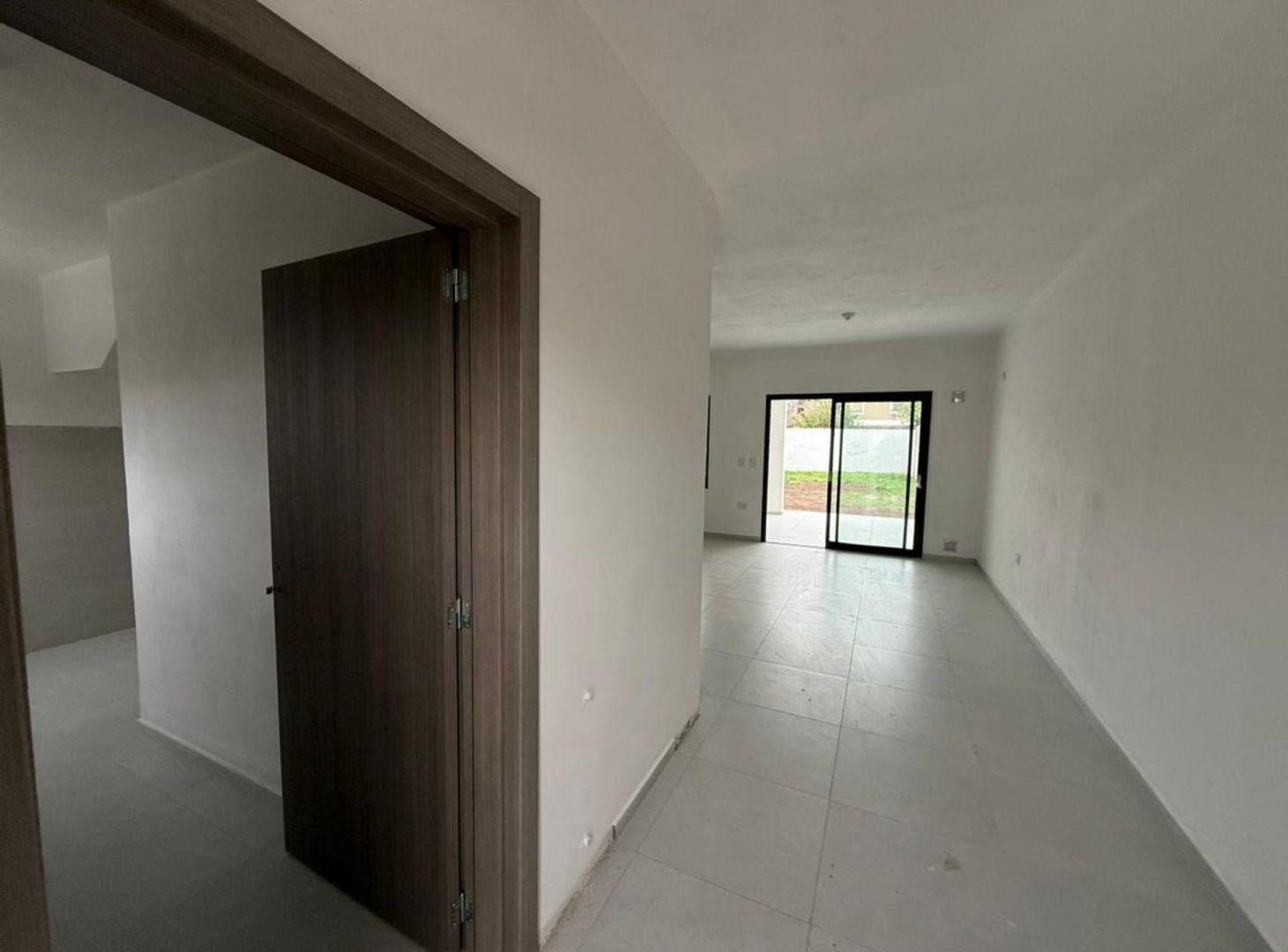 VENTA DUPLEX 2 DORMITORIOS NUEVO URCA A ESTRENAR