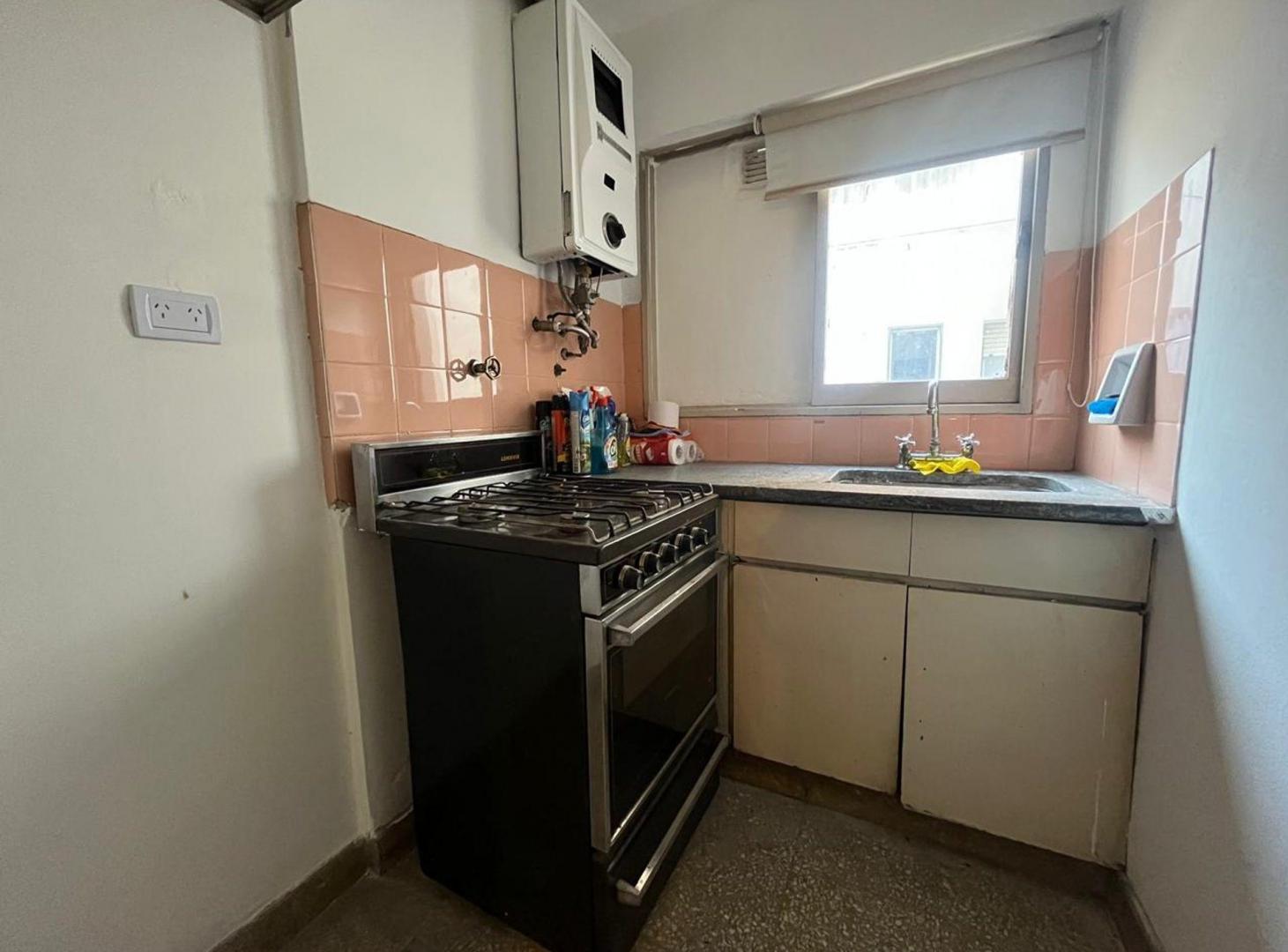 Foto de VENTA DEPARTAMENTO 1 DORMITORIO B CENTRO, imagen 5