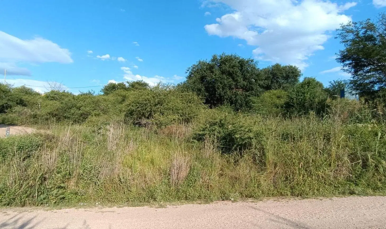 VENTA TERRENO PARQUE SIQUIMAN 830M2 CON ESCRITURA 2