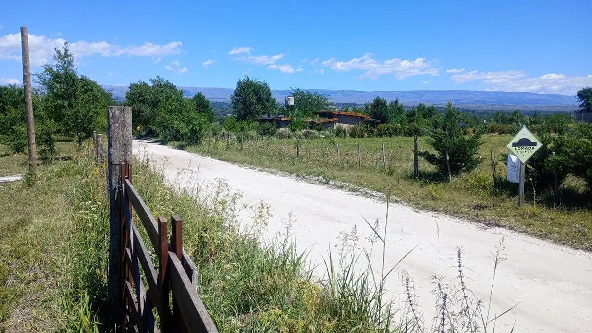 SE VENDE LOTE EXCELENTE VISTA EN LOS REARTES 2