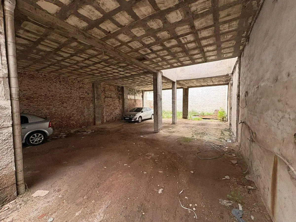 SE VENDE EDIFICIO EN CONSTRUCCION - BARRIO DUCASSE 5