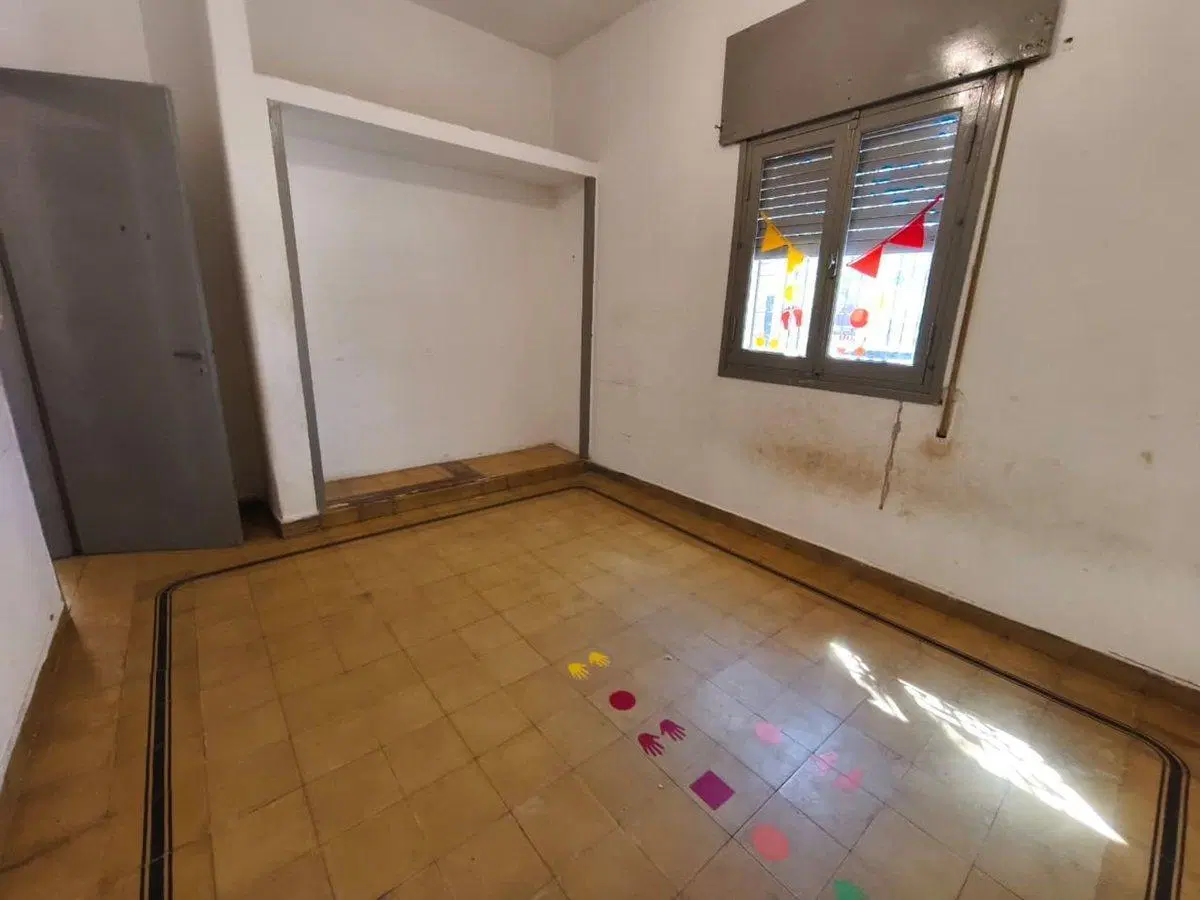 VENTA CASA TRES DORMITORIOS BARRIO COLON ESCRITURA 5