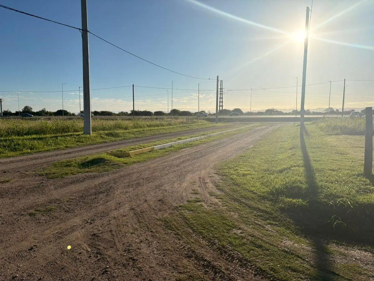 Se vende terreno de 281 m2 en Juárez Celman 3