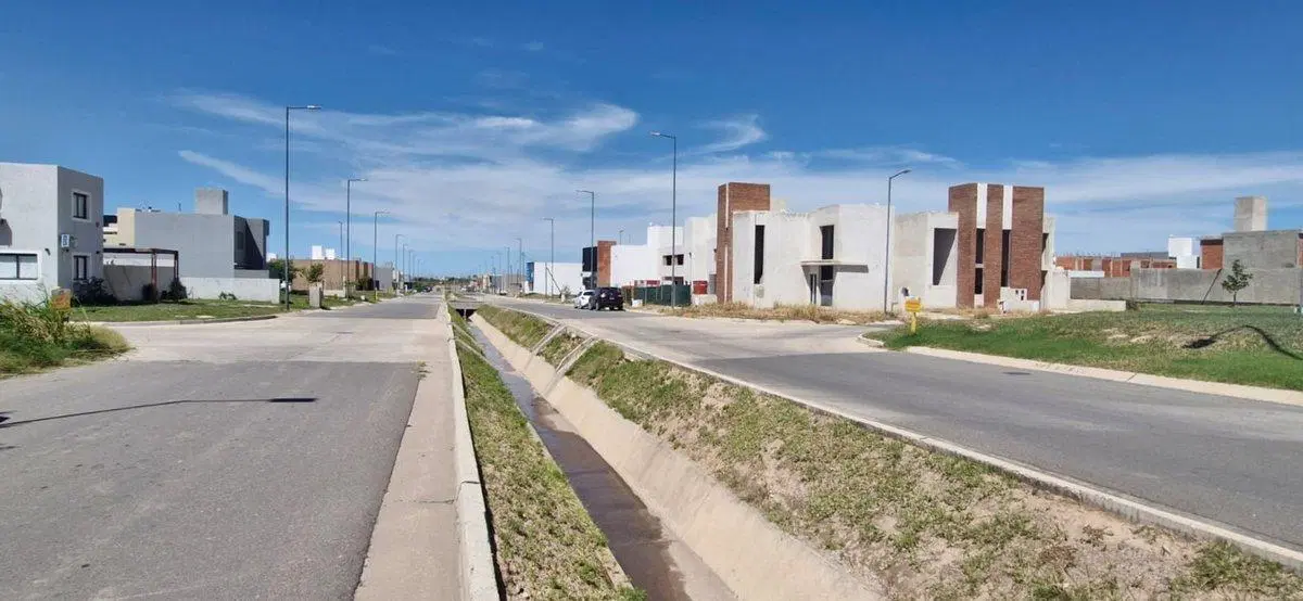 LOTE DE 360M APTO COMERCIO SOBRE BOULEVARD ETAPA 3 5
